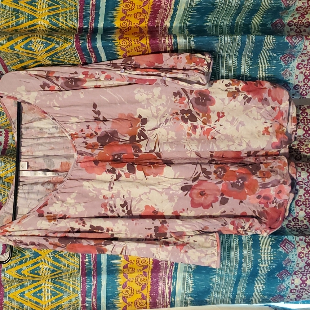 LC Lauren Conrad top, xl, lilac/pink/white